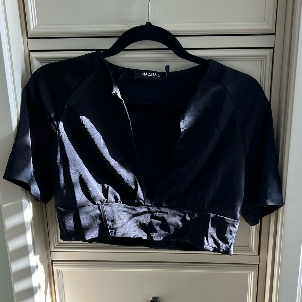 NaaNaa Elegant Black Satin Crop Top